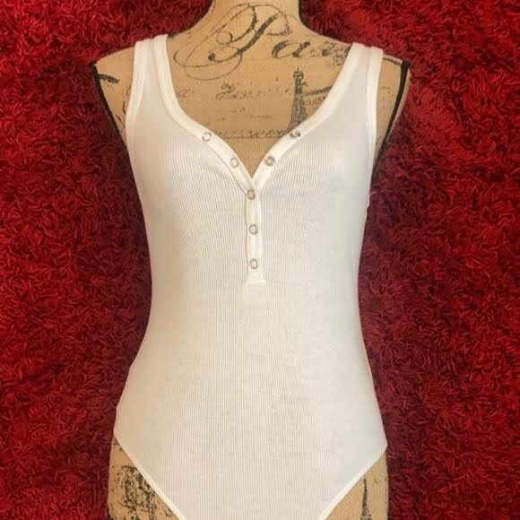 Wild Fable Bodysuit - Picture 1 of 2